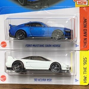 Hot Wheels 90 Acura NSX -Ford Mustang Dark Horse 2car lot